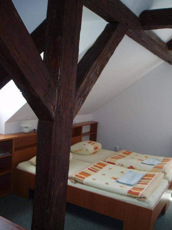 Restaurace A Penzion Ceska Hospoda Hermanice  Ruang foto